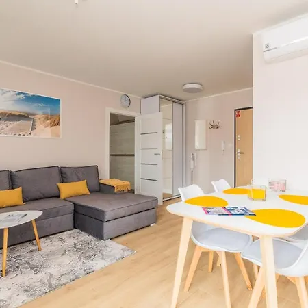 Mare 450m Od Plazy * Stegna (Pomerania)